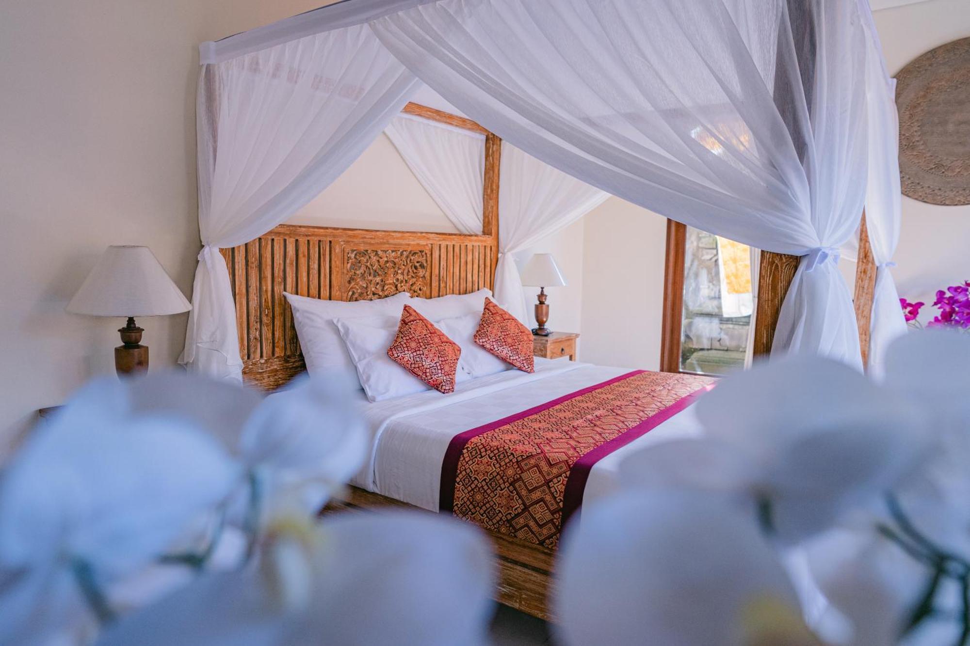 2 Seasons Villa Sun - Luxury With Private Pool อูบุด ภายนอก รูปภาพ