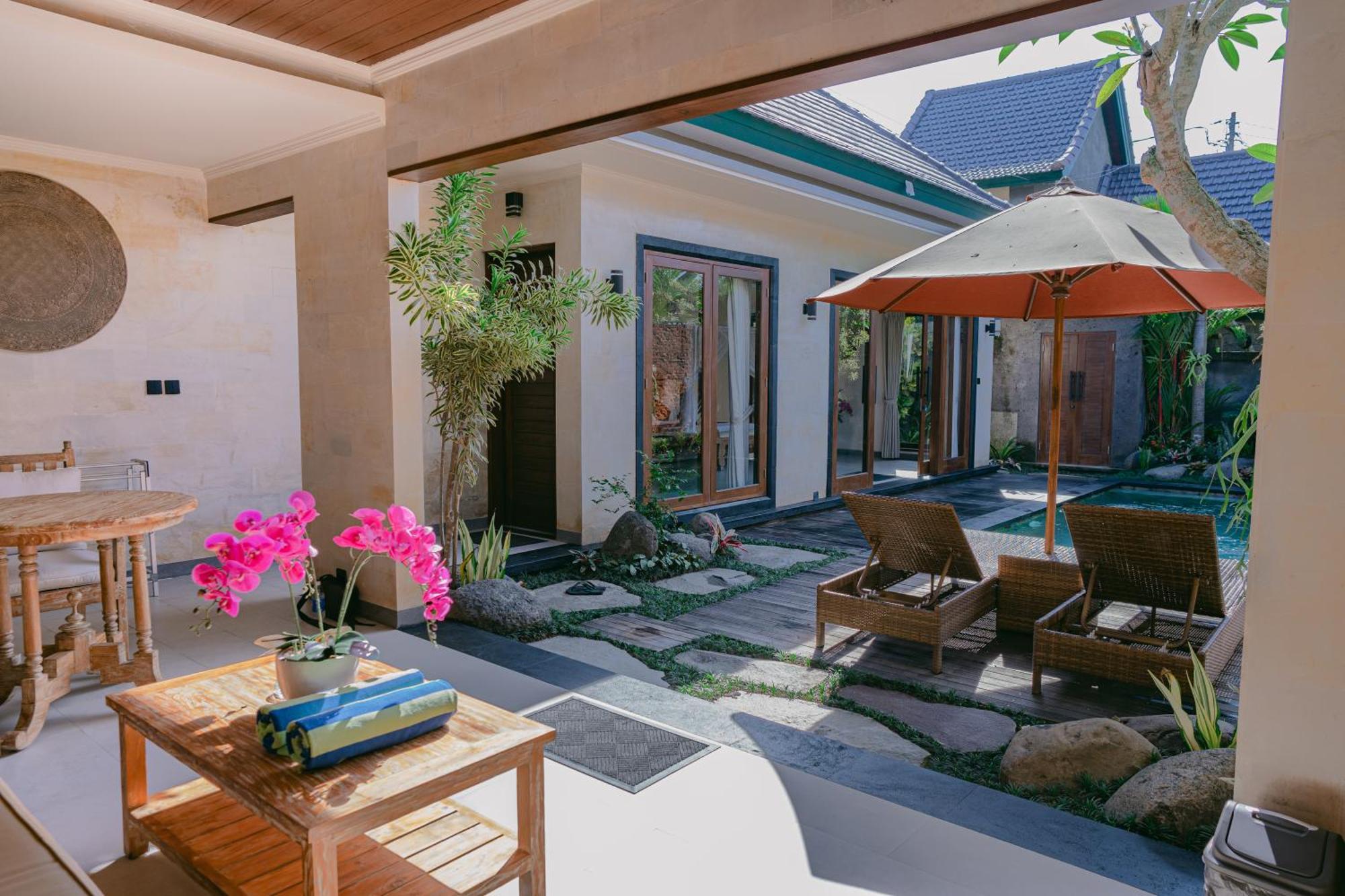 2 Seasons Villa Sun - Luxury With Private Pool อูบุด ภายนอก รูปภาพ